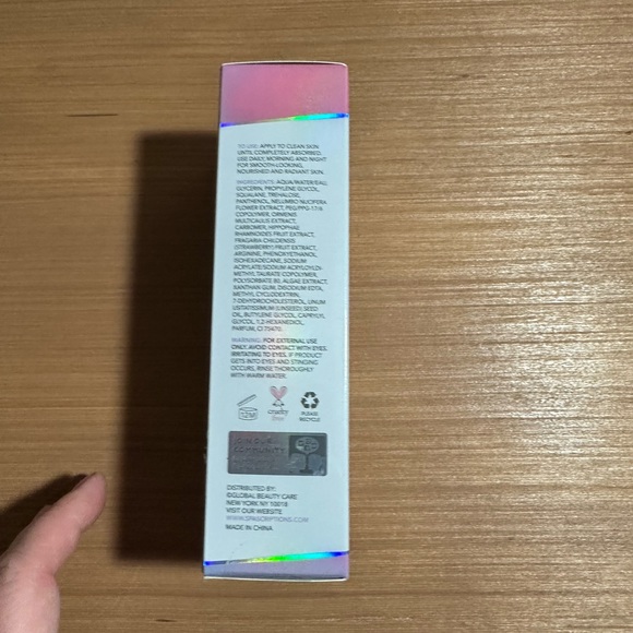 Hydrating Gel Cream - Picture 4 of 6